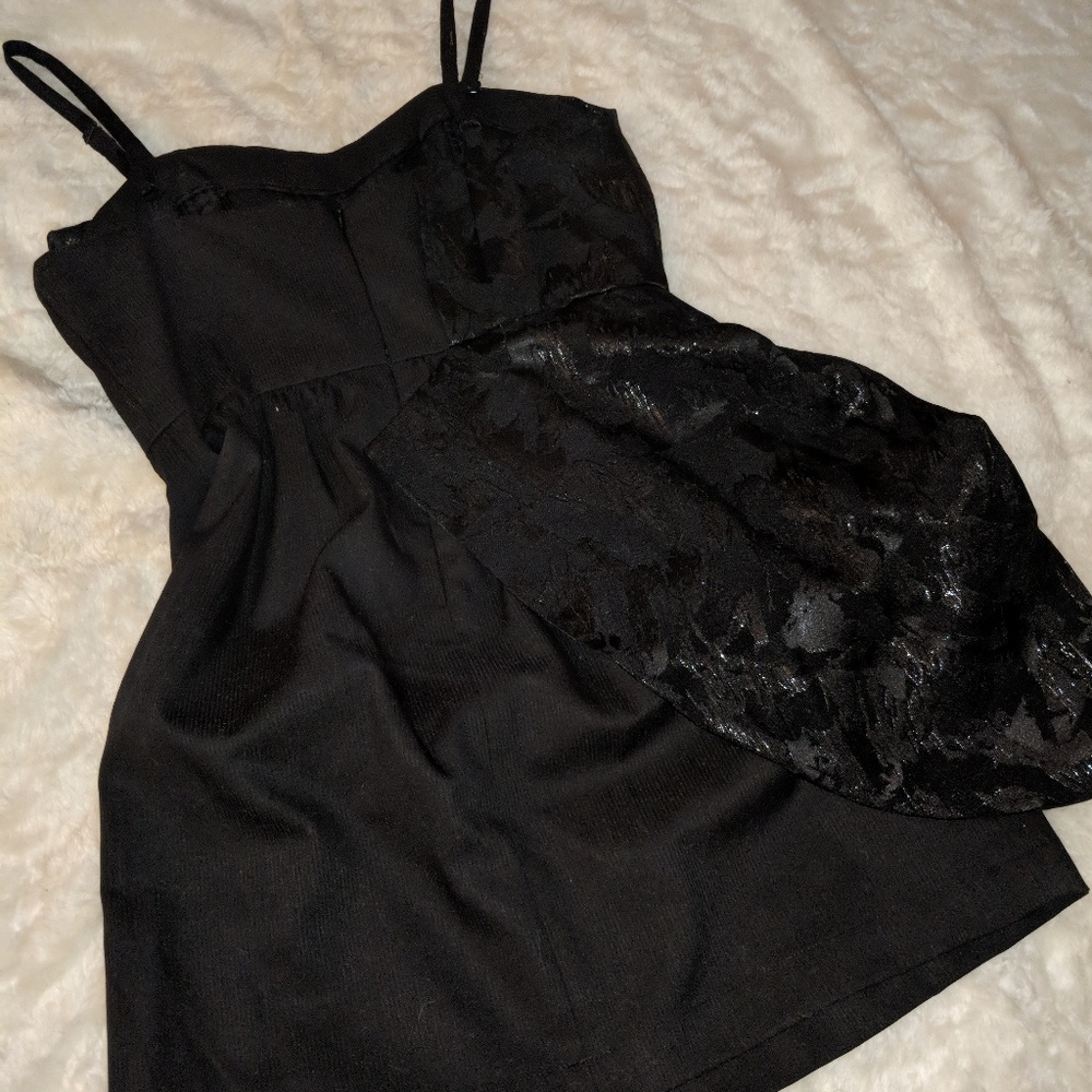 💥 SALE 💥 BCBG cocktail dress small black NWT
